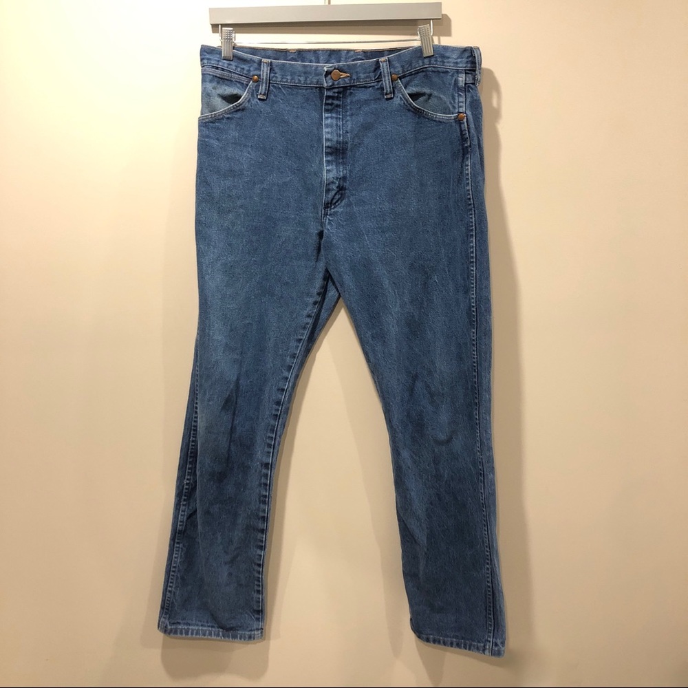 Wrangler - Vintage Mom Jean High Waisted Jeans - Picture 3 of 7